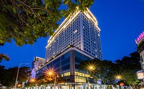 Leman Luxury Apartment District 3 Hcmc